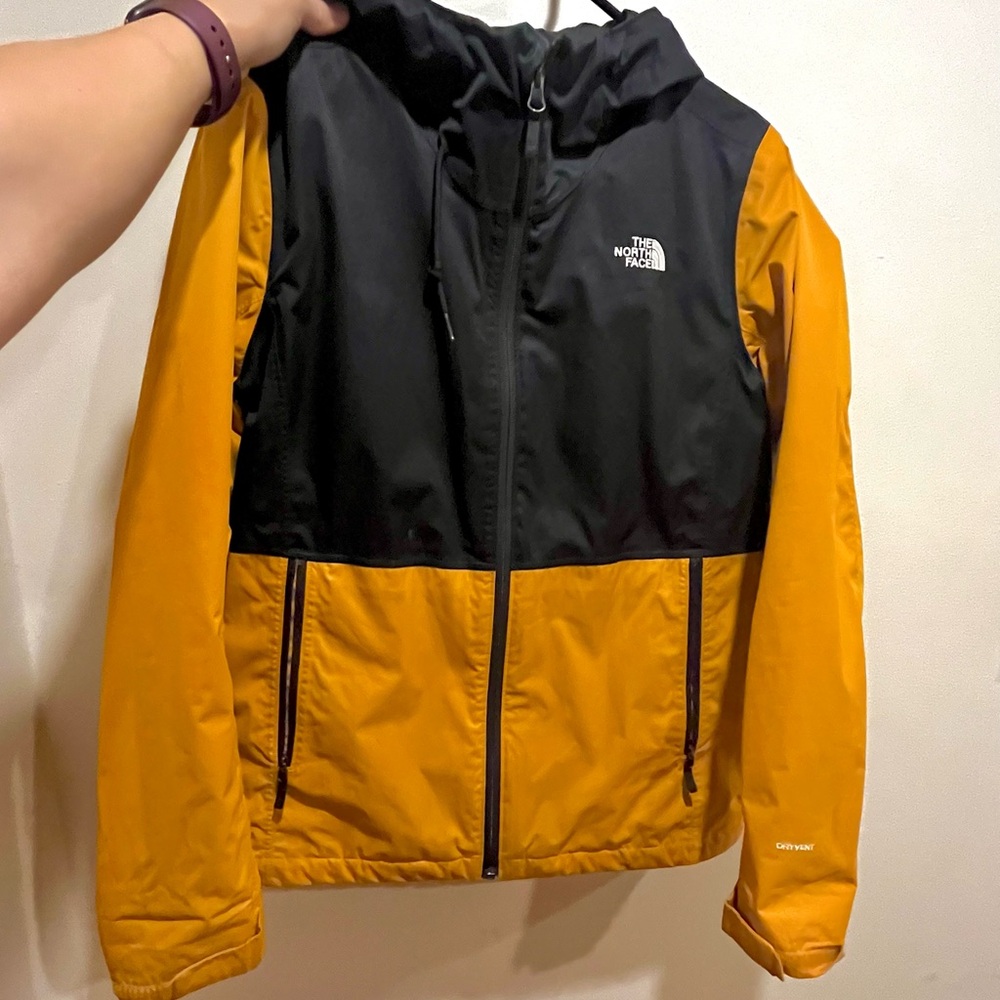 The North Face Arrowood Triclimate mustard/black jacket, outer shell
